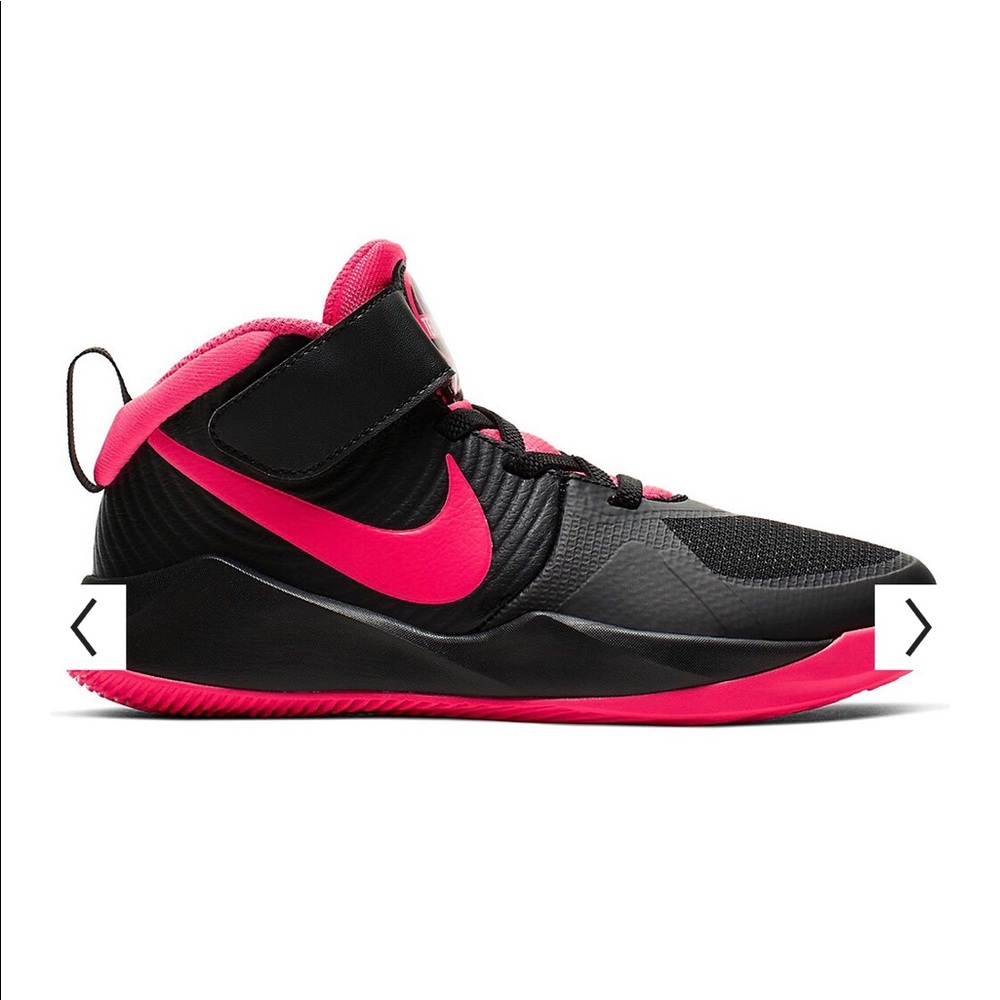 Nike Team Hustle Girls Basketball Shoes Size 3